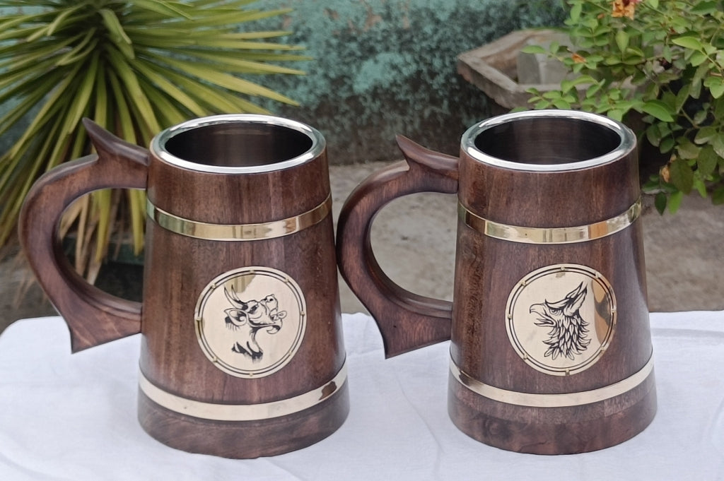 Chope à bière en bois faite à la main avec couche en acier inoxydable