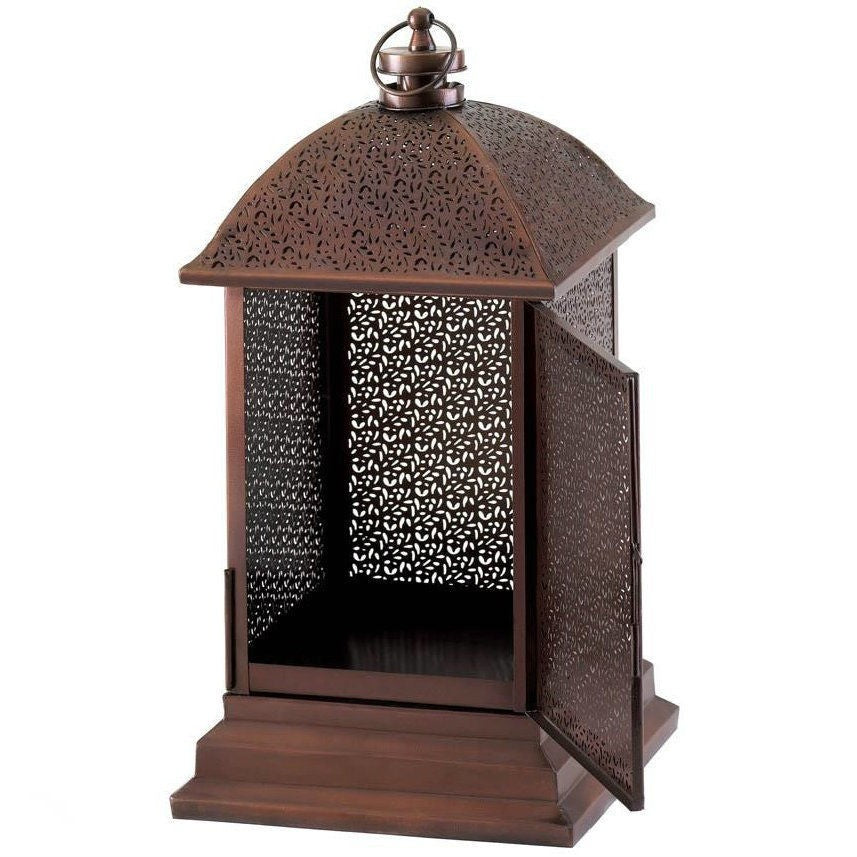 Iron Moroccan lantern