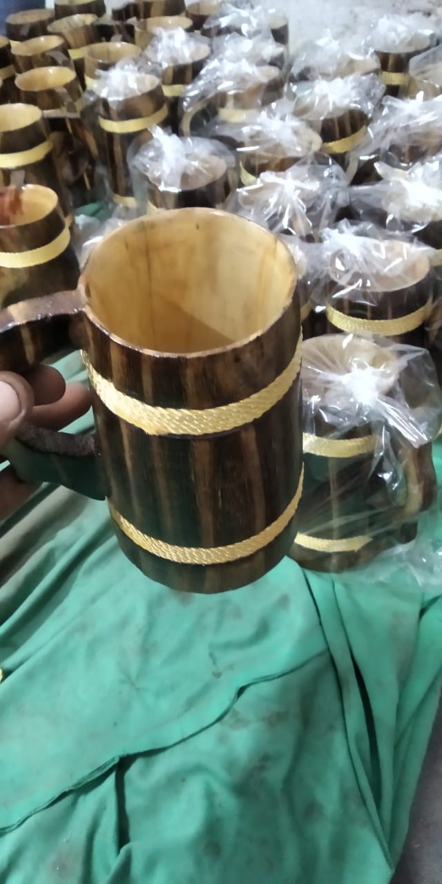 Wooden Beer Coffee Mugs medieval tankards of wood