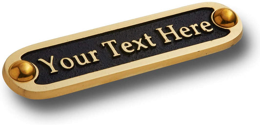 Personalisiertes Messingschild mit individuell graviertem Text-Logo
