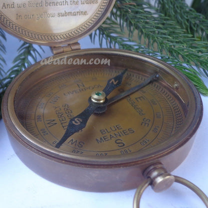 Beatle-Kompass aus Messing