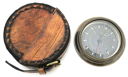 Admirals-Kompass aus Messing mit Lederetui, Großhandelsposten
