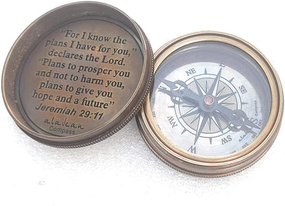 Geschenk für Enkel Messing-Kompass mit graviertem Zitat | Erinnerungsgeschenk für meinen Enkel zum Geburtstag, zur Taufe, zum Abschluss, zur Konfirmation, zur Liebe, als Geschenkidee von Opa Oma