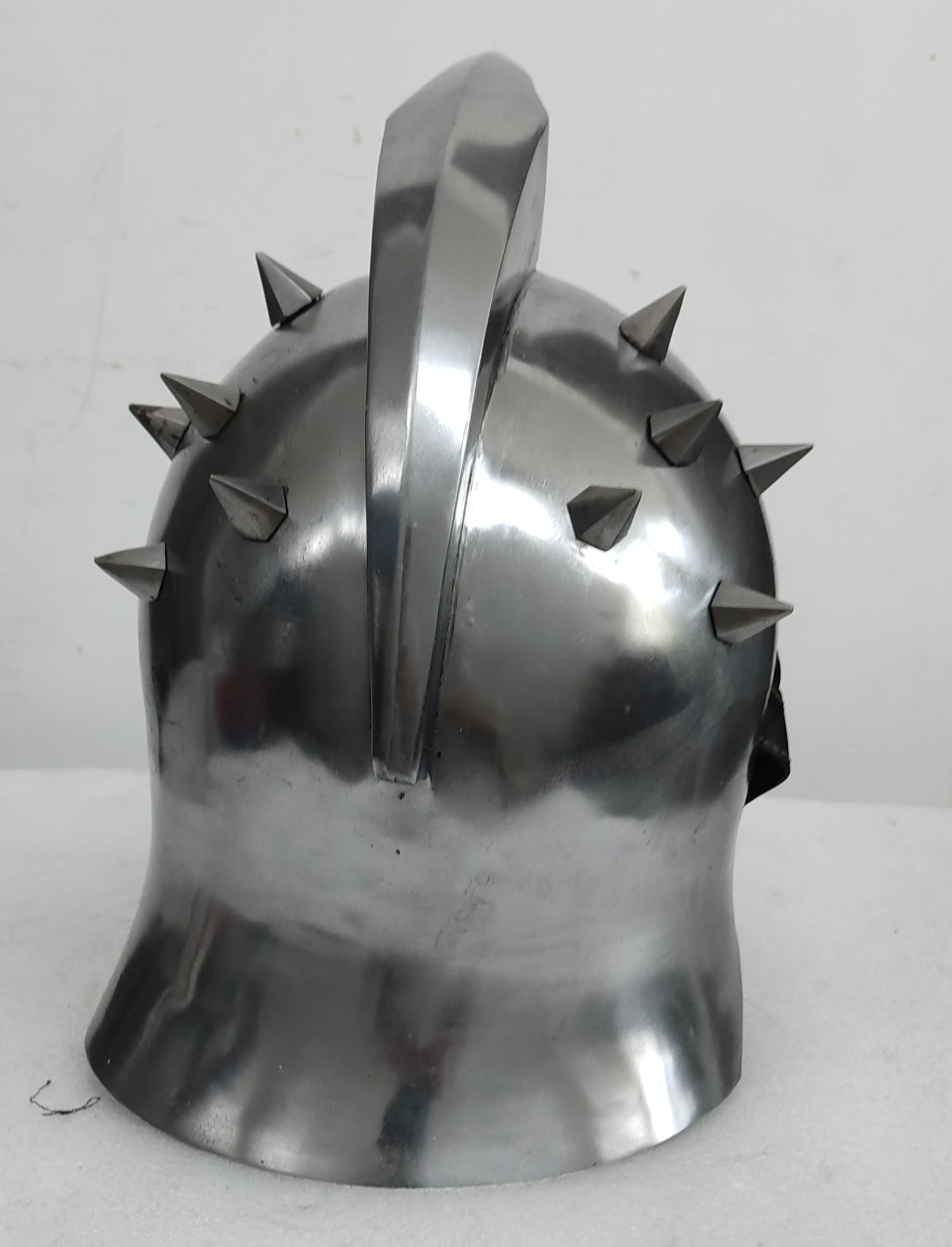 gladiator helmet manufacturer